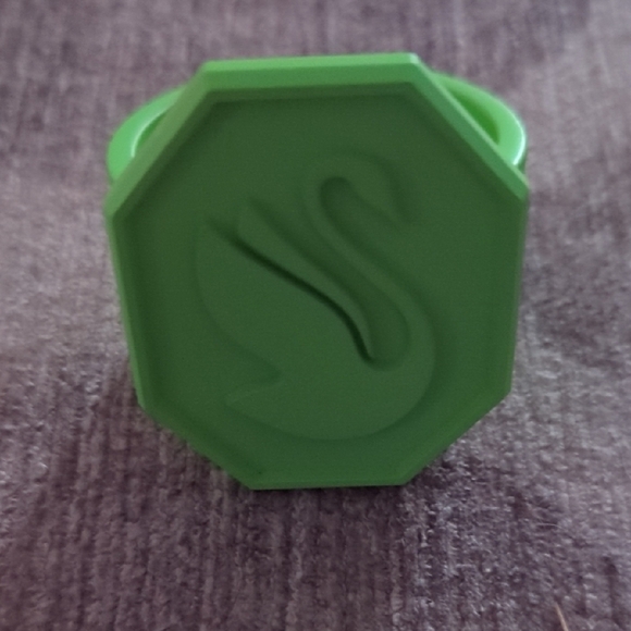 Swarovski Vibrant Green Display Box - Picture 4 of 7